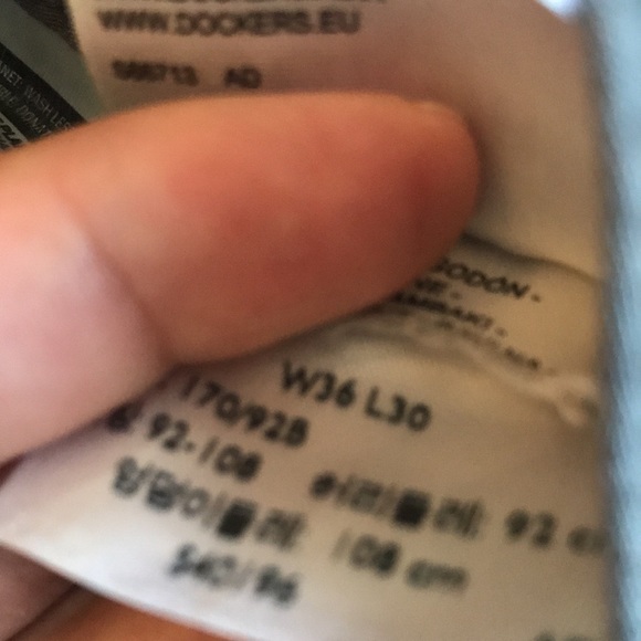 DOCKERS| straight fit pants 36X30 - Picture 11 of 11